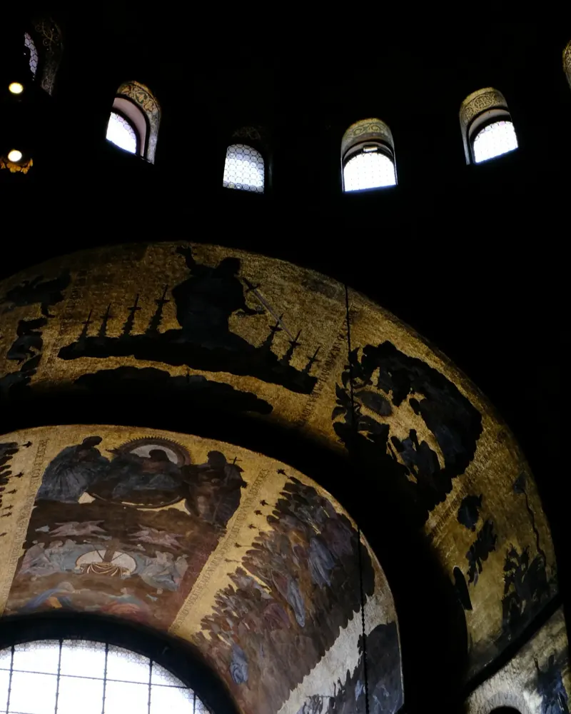 Kuppelmosaik im Inneren der Markusbasilika